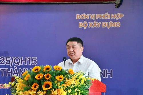 Ông Võ Khánh Hưng - Phó Giám đốc Sở Xây dựng TP Hồ Chí Minhphát biểu tại hội nghị tập huấn.