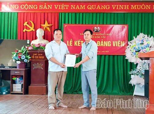 Từ những chuyển động ở cơ sở, Đảng ủy xã Mường Vang đã chủ động xây dựng nhiều giải pháp đồng bộ để công tác phát triển đảng viên đi vào nền nếp.
