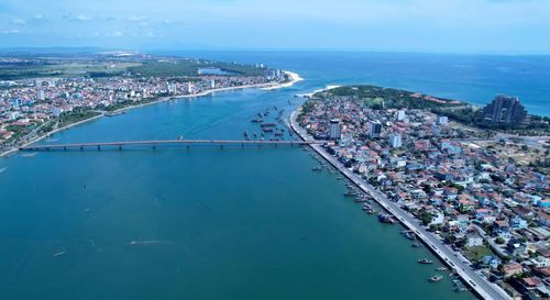 Bán đảo Bảo Ninh giữa ba bề sông nước - Ảnh: H.Tr