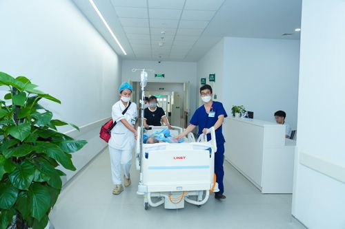Thành công của hai ca bệnh đến từ việc nhận diện đúng tình trạng, kích hoạt quy trình hồi sức ngay từ những phút đầu, đồng thời phối hợp đồng bộ giữa các chuyên khoa. Ảnh: BVCC
