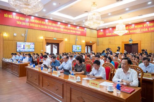 Các đại biểu tham dự Hội nghị