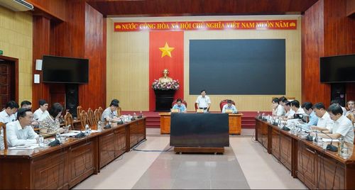 Lãnh đạo UBND tỉnh Quảng Trị họp bàn với các sở, ban ngành về việc đẩy nhanh vốn đầu tư công trên địa bàn tỉnh Quảng Trị.