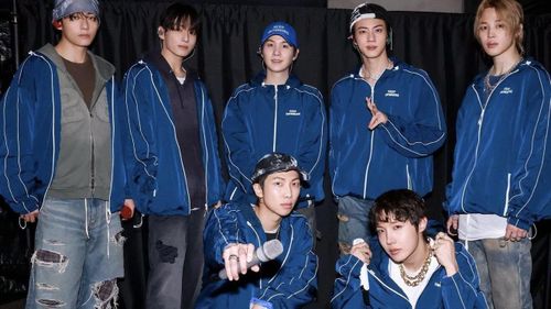 Với con số 127,8 triệu USD, BTS đã vượt xa kỷ lục của nhóm nhạc huyền thoại The Rolling Stones.