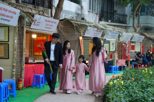 Mọi cơ chế đặc thù của Luật Thủ đô 2026 về văn hóa đều hướng đến một mục tiêu duy nhất là gìn giữ vẹn nguyên các giá trị truyền thống, nhân văn để trao truyền lại một Hà Nội đáng sống cho các thế hệ tương lai.