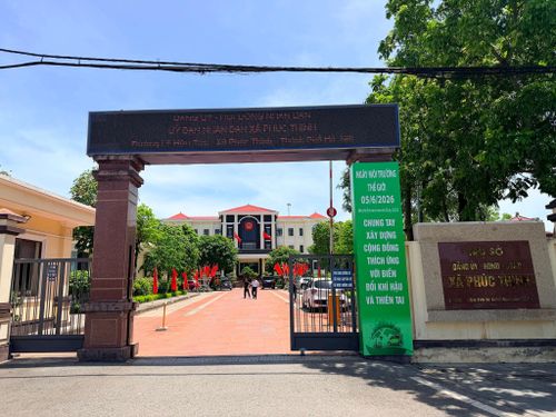 UBND xã Phúc Thịnh xử lý nhiều trường hợp vi phạm trong lĩnh vực đất đai, môi trường. Ảnh: Thanh Hà