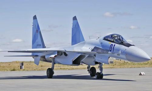 Trước đây, nhà máy chỉ xuất xưởng trung bình 14 tiêm kích Su-35 mỗi năm. Tuy nhiên, Tổng Giám đốc Tập đoàn Máy bay Thống nhất Nga, ông Vadim Badekha, hồi tháng 5/2025 xác nhận năng lực sản xuất đang được mở rộng để đáp ứng các đơn hàng mới.
