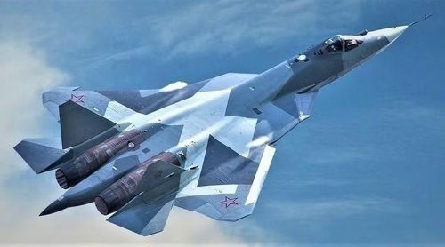 Radar AESA có khả năng phát hiện và bám bắt mục tiêu nhanh hơn, chính xác hơn, đặc biệt với các mục tiêu có diện tích phản xạ radar nhỏ như UAV hoặc tên lửa hành trình bay thấp.