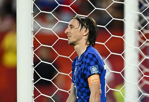 Ánh mắt, nụ cười của Modric trong ngày chia tay giải đấu khiến nhiều khán giả, người hâm mộ bóng đá xót xa, tiếc nuối.