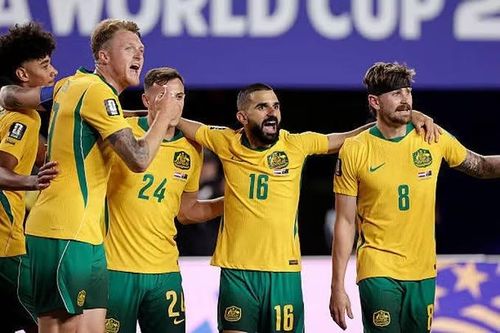 Trong khi đó, Australia chơi rất kỷ luật dưới thời HLV Tony Popovic, họ phòng ngự chắc và rất nguy hiểm trong các tình huống phản công.