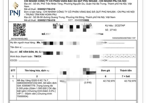 Nhẫn gắn kim cương của PNJ được thu mua lại 80% giá trị hóa đơn thời điểm hiện tại (ảnh: N.M).