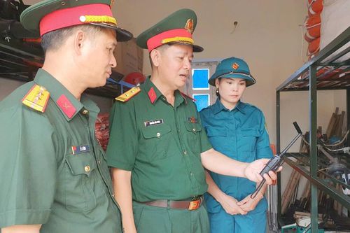Bộ CHQS tỉnh Quảng Ninh yêu cầu các cơ quan, đơn vị duy trì nghiêm chế độ trực chỉ huy, trực ban, trực phòng, chống thiên tai và tìm kiếm cứu nạn.