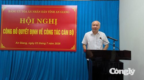 Phó Bí thư Thường trực Đảng ủy Các cơ quan Đảng tỉnh An Giang Võ Nguyên Nam phát biểu chỉ đạo