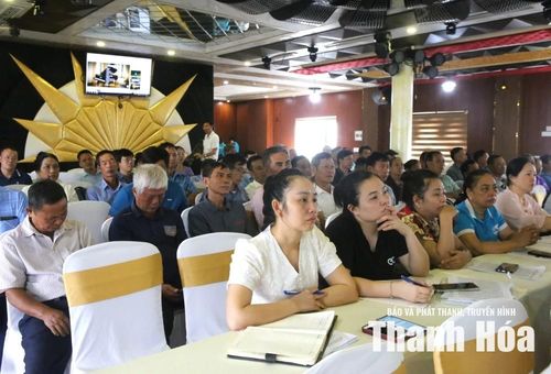 Đại diện các HTX, người sử dụng lao động trong HTX tham gia hội nghị.