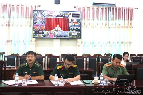 Đại biểu tham dự tập huấn.