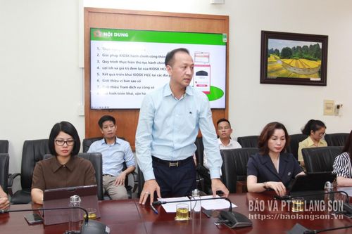 Đại diện Ngân hàng Nông nghiệp và Phát triển nông thôn Việt Nam phát biểu tại cuộc họp
