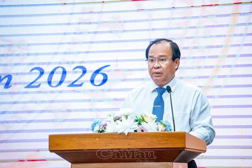 Chúc mừng các em học sinh được tuyên dương, đồng chí Nguyễn Minh Luân, Ủy viên Ban Thường vụ Tỉnh ủy, Phó Chủ tịch UBND tỉnh, mong muốn các em không ngừng học tập, rèn luyện trong hành trình mới để đóng góp xây dựng quê hương, đất nước.