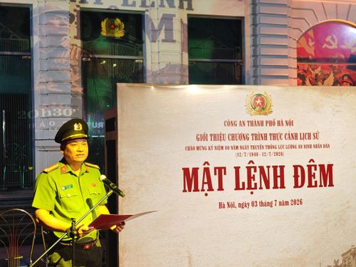 Đại tá Nguyễn Tiến Đạt, Phó Giám đốc Công an thành phố Hà Nội phát biểu tại chương trình. Ảnh: PV