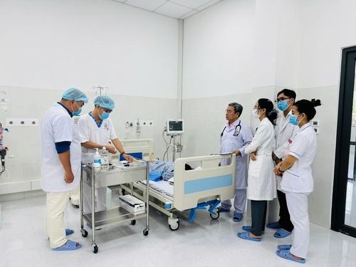 Được chạy thận tại quê nhà là ước mơ lâu nay của bệnh nhân lọc thận ở đặc khu Côn Đảo.