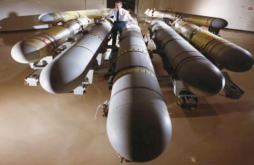 Trong khi đó, liên doanh MBDA-Raytheon dự kiến đưa vào hoạt động dây chuyền chế tạo tên lửa PAC-2 và GEM-T dành cho tổ hợp Patriot ngay trong năm nay.