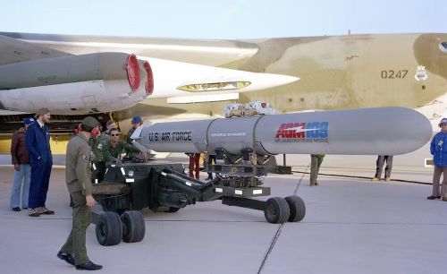 Dù MBDA và Raytheon có quan hệ hợp tác lâu năm, hai bên hiện chưa bước vào đàm phán trực tiếp về dự án này.