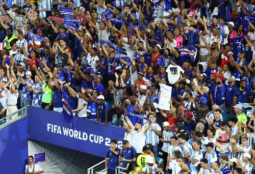Rời World Cup 2026 trong tư thế ngẩng cao đầu với nhiều khoảnh khắc lịch sử, Cape Verde nhận được sự cổ vũ nồng nhiệt của người hâm mộ và khán giả khắp thế giới. Còn Argentina chính thức giành vé vào vòng 16 đội, nơi họ sẽ chạm trán tuyển Ai Cập vào ngày 7/7 tại Atlanta.