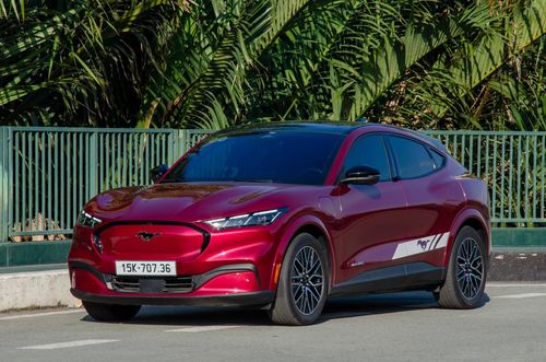  Ford Mustang Mach-E dường như đã "đáng tiền" hơn sau khi được giảm giá 900 triệu đồng. Ảnh: Phúc Hậu. 
