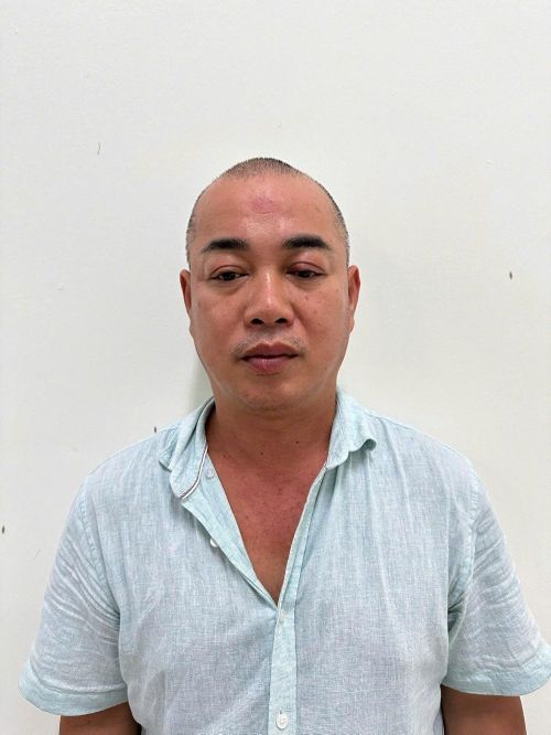 Đối tượng Trần Trung Việt tại cơ quan công an