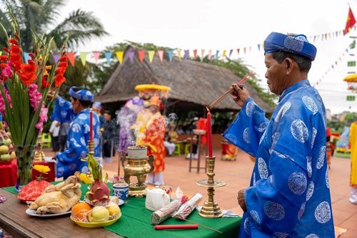 Lễ hội cầu bông tại làng rau Trà Quế, Hội An - Làng du lịch tốt nhất năm 2024 do Tổ chức Du lịch Liên Hợp quốc vinh danh