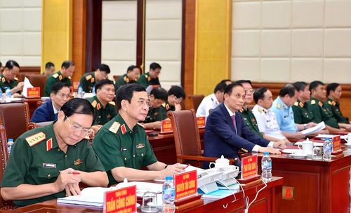 Các đại biểu dự hội nghị.