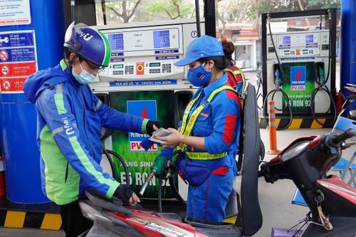 Các phản ánh liên quan đến việc sử dụng xăng E10 giảm hẳn trong những ngày gần đây.