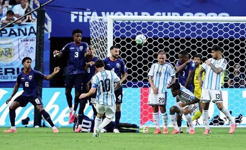 Messi và Argentina có trận đấu khó khăn trước Cape Verde. Ảnh: EFE