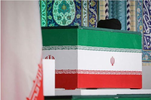 Quan tài của ông Ali Khamenei. Ảnh: Anadolu