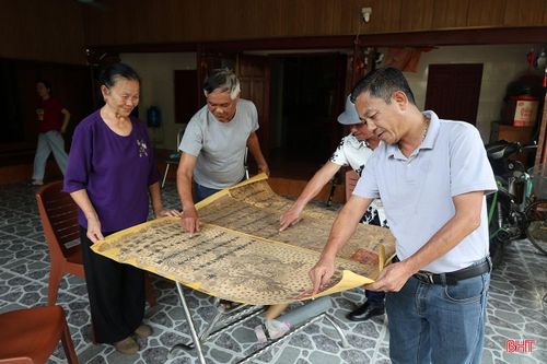 Người dân thôn Trường Lưu tự hào với tên thôn và những giá trị văn hóa của cha ông.