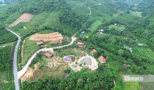 Dự án Khu du lịch và nghỉ dưỡng sinh thái suối khoáng nóng Thành Minh, xã Thành Vinh chưa thể triển khai xây dựng vì vướng thủ tục đất đai.