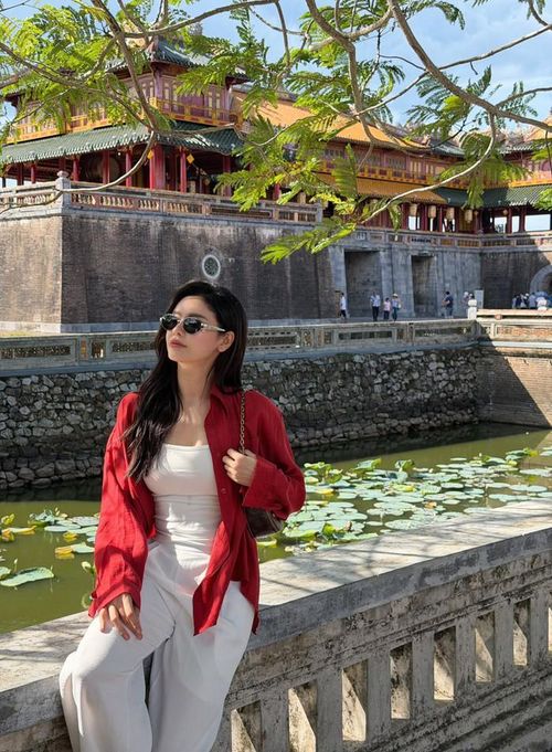 Trương Quỳnh Anh thường dành thời gian du lịch, tận hưởng cuộc sống.