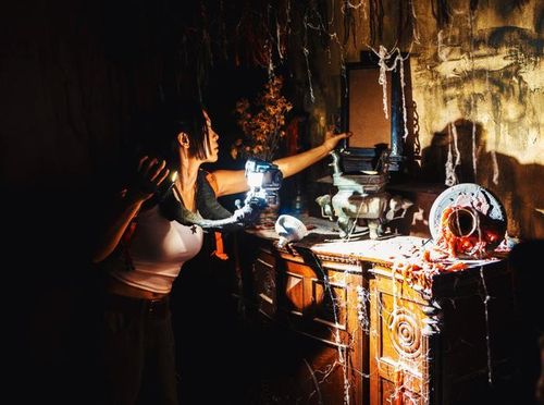 Phong cách giả tư liệu độc đáo mang lại cảm giác hồi hộp và sợ hãi chân thực cho người xem. Ảnh: ĐPCC