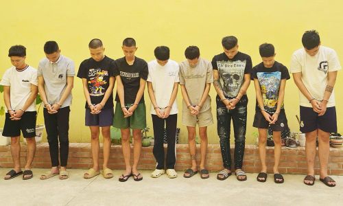  Các đối tượng tham gia vụ gây rối trật tự công cộng từ địa bàn một số xã thuộc huyện Hiệp Hòa (cũ) sang phường Kinh Bắc bị tạm giữ. 