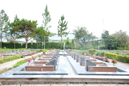 Nghĩa trang Liệt sĩ Bảo Lộc là nơi yên nghỉ của 740 anh hùng liệt sĩ