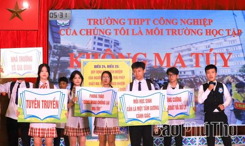 Công tác tuyên truyền phòng, chống ma túy được triển khai sâu rộng từ gia đình, nhà trường đến xã hội.