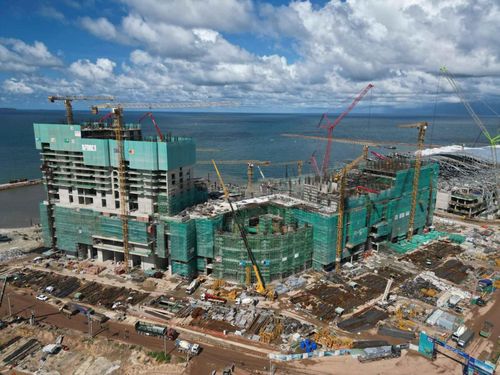Tại Trung tâm Hội nghị và Triển lãm APEC, khối lượng thi công phần kết cấu bê tông cốt thép đã đạt hơn 90%. (Ảnh: Phi Khanh)