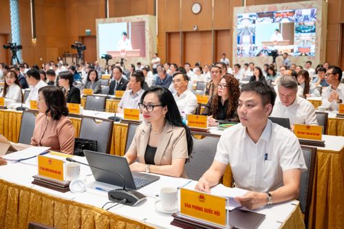 Các đại biểu dự Hội nghị