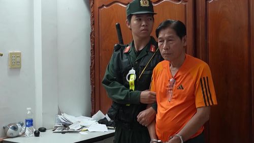 Các đối tượng hoạt động cờ bạc bị Công an TP Cần Thơ bắt giữ.