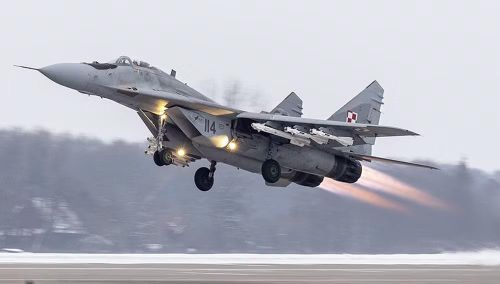 Điểm bất đồng lớn nhất là Ukraine yêu cầu Ba Lan thanh toán toàn bộ chi phí sửa chữa và hiện đại hóa, trong khi Bộ Quốc phòng Ba Lan bác bỏ đề nghị này vì cho rằng khoản kinh phí phát sinh không nằm trong kế hoạch ban đầu. Việc không đạt được đồng thuận khiến các cuộc đàm phán rơi vào bế tắc.