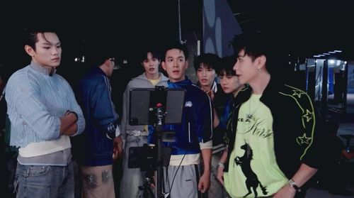 Vì mắc lỗi và nhường điểm cho đàn em nên Song Luân đang tạm có số điểm tích lũy thấp nhất. Ảnh: NSX.
