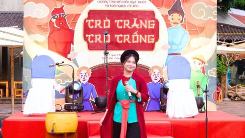 Các tiết mục văn nghệ mở màn của chương trình.