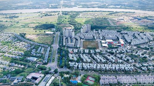 Khu vực cù lao Đại Phước thu hút các nhà đầu tư lớn.