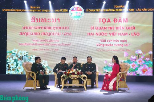 Các đại biểu tham gia tọa đàm tại chương trình. Ảnh: Viết Lam