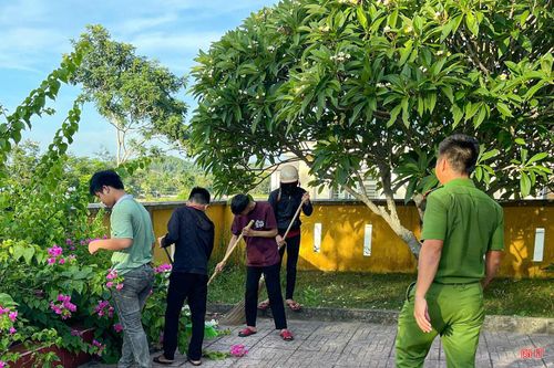 Xã Kim Hoa tổ chức các buổi sinh hoạt, lao động công ích cho các em thanh, thiếu niên trên địa bàn.
