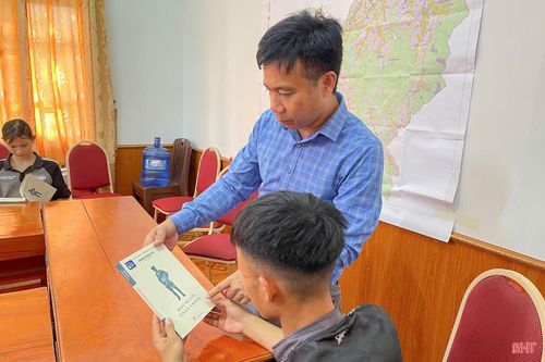 Theo kế hoạch giai đoạn 2026-2030, mô hình “Cùng em tiến bước” phấn đấu giúp đỡ ít nhất 1.000 thanh, thiếu niên có nguy cơ vi phạm pháp luật.