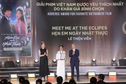 Phim Việt Nam được yêu thích nhất thuộc về phim Hẹn em ngày nhật thực. Ảnh: Diễm Phúc